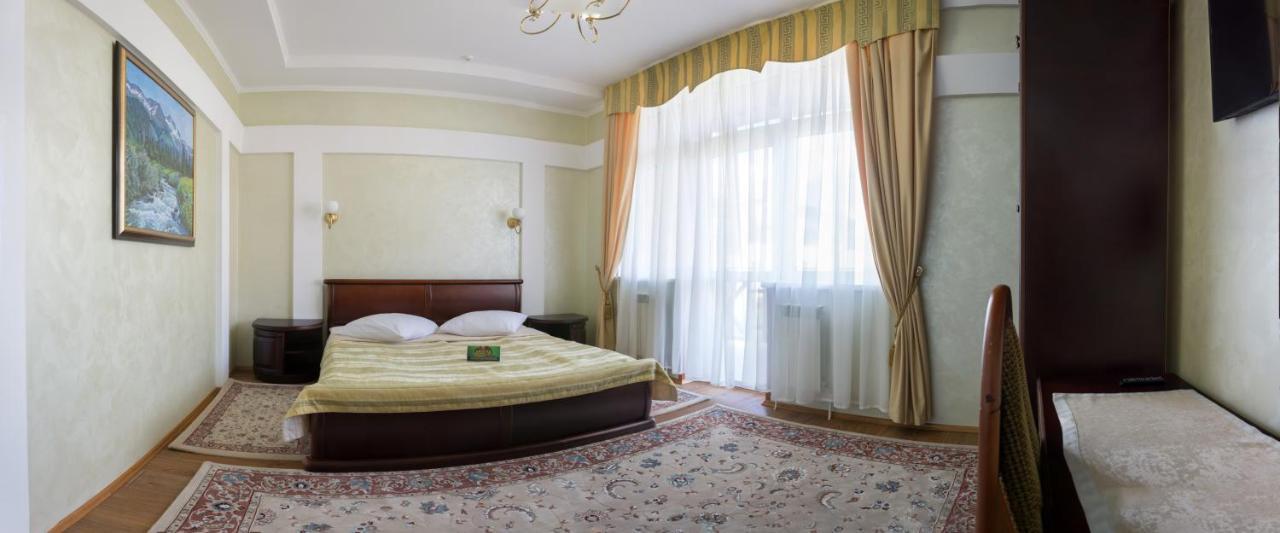 Solnichnaia Dolyna Hotel Polyana  Ngoại thất bức ảnh